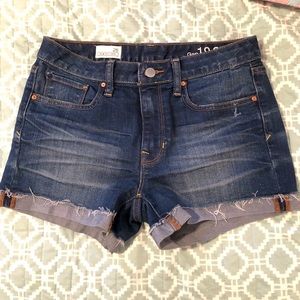 Gap Cutoff jean shorts